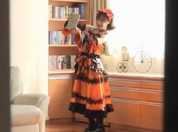 照れ屋な彼女は自宅でコスプレするコスプレイヤーだった!!いつも以上に愛らしい彼女の主観フェラ