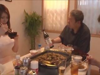 秘密にしたい弱みを掴まれ実の父親に性的凌辱される巨乳人妻の仁科百華