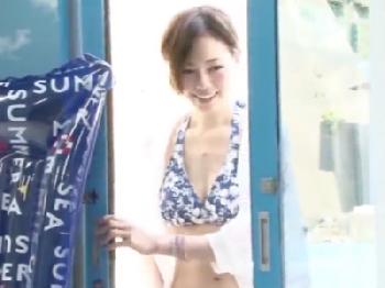 彼氏持ちのとても綺麗な素人女性がマジックミラー号で冷酷非道なマッサージ師にオメコの中でそのまま射精される一部始終