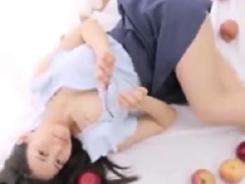 眼鏡で品行方正そうな娘ほど性行為への欲求が強いとわかる甘く激しい交尾