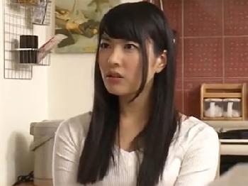 情けない夫の所為で他人棒に子宮へ直接射精される綺麗な人妻