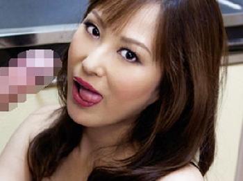 ゼリー状の精子が大好きという精液フェチな痴女の暴発誘惑フェラ