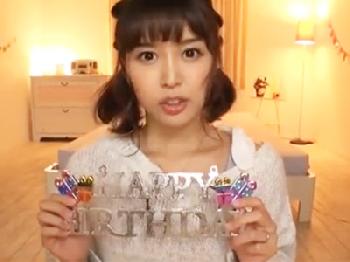 愛らしい彼女が全力でご奉仕してくれるお誕生日会後のお祝いセックス