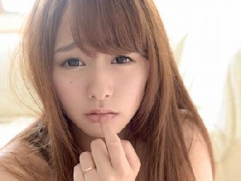 日本を代表する人妻女優の集大成!!どんな男も納得させてきた中出し承諾 な肉感的女体