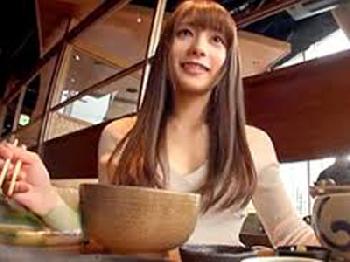 ご飯奢っただけで種付け発射できたとても綺麗なのにお手軽な素人人妻