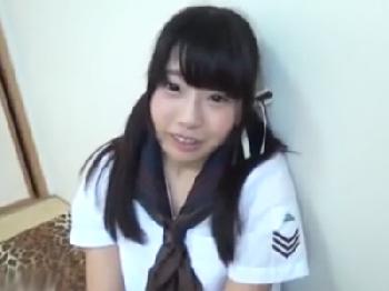 処女なアニヲタ女子校生を押さえつけて避妊具未装着で膣内射精する激ヤバ個人撮影映像!!