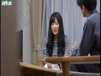 素人のスレンダー貧乳お姉さんばかりが集めたスレンダー好きのための動画