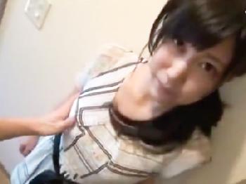 清楚な顔して本性はペニスが大好きな淫らな人妻を強引に全力の性交