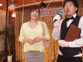 おムネの主張が激しい素人お姉さんに卑猥なゲームさせてお仕置き乳揺らし交尾