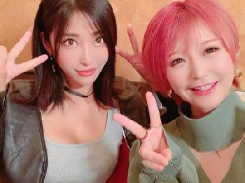 上玉過ぎる2人のギャルに媚薬シャンパンを飲ましてオカワリ中出し3P