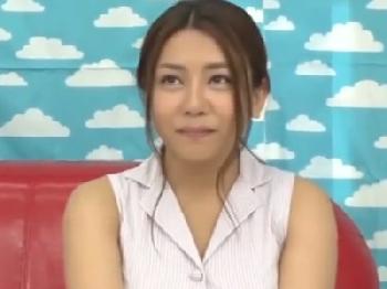 至高のテクニックでチェリーボーイを筆おろししてくれた人妻W