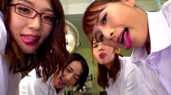 エロティックナースのおねえさん達が観ている貴方を淫語で責め立てる!!