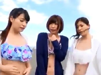 調査と偽ってナンパした水着美女を言葉巧みに騙してハメ撮り