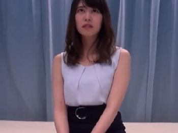 SNSでモノにした素人娘をマジックミラー号で官能的SEX!!