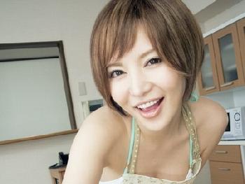 あの里美ゆりあがもしもあなたの嫁なら…熱々主観SEX!!