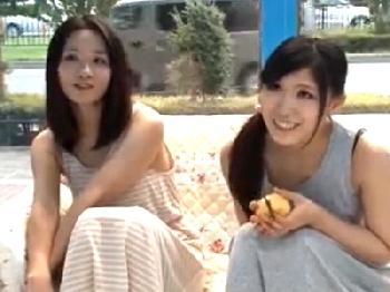 ゴミ捨て場で井戸端会議していた人妻たちをマジックミラー号へ→デトックスウォーターという名の媚薬で狂い乱交