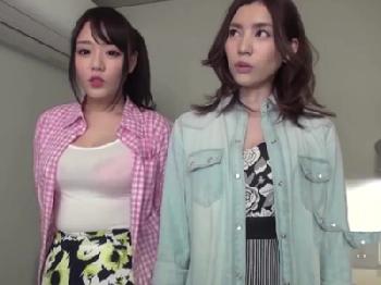 南国レジャーランドでナンパした水着ギャルとハメ撮り3P!!