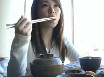 人妻に飯を奢ってナンパ→即中出し不貞交尾