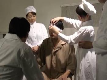 戦時中の巨乳ナースが兵士達の慰安として中出し便所になってた歴史動画
