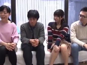 両親に黙って実の弟と近親タブー性交する巨乳姉