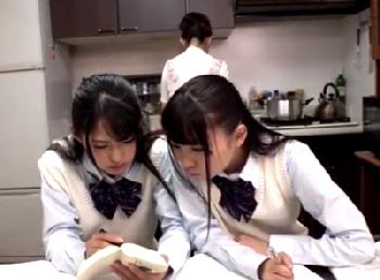 年頃の姉妹が義理の父親に完全洗脳される!!母親の居ない間に極上姉妹と思うがまま3P肉親タブー性交