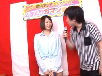 女子校生を公衆便所に押し込んで冷酷非道に性的暴行