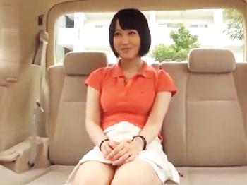 住宅街ナンパで性的欲望を抑えきれない巨乳若妻をモノにして即日中出し