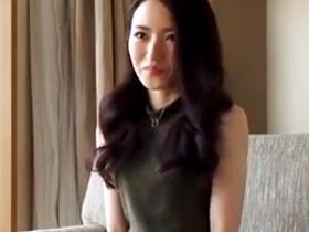 清楚系のとても綺麗なスリム人妻の性的欲求が暴走寸前でまさかの自らAV出演応募!!