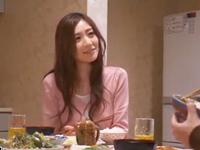 押し入られた男に襲われ性奴隷にされるスレンダーな美麗人妻