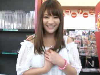 スレンダー美女との野球拳に勝利したらマジックミラー号に招待されてご褒美性交