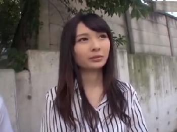 キュートな素人ナンパ成功!!すぐラブホテルへ連れ込みハメ撮り膣内射精!!