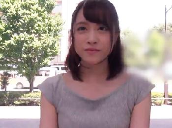 高学歴な清楚女子大生を深く挿さる寝バックでポルチオ刺激→膣内絶頂仰け反り絶頂させる