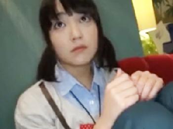 無垢な少女に汚れた大人たちが群がりアナル輪姦中出し乱交