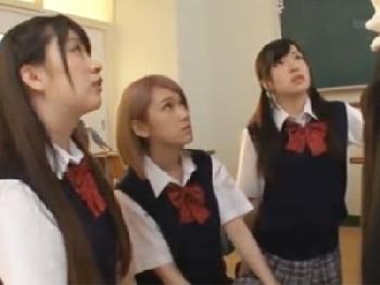 嫁がいない間にやってきた嫁姉に抜かれまくる日々