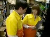バイトだけじゃ生活していけない女子校生が店長ペニスの奴隷になる