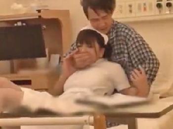 勤務中なのに患者に性的暴行膣内射精されたナース