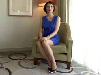 元キャビンアテンダントの凄い綺麗な女性が極上女体を身悶えさせるワイセツな性行為