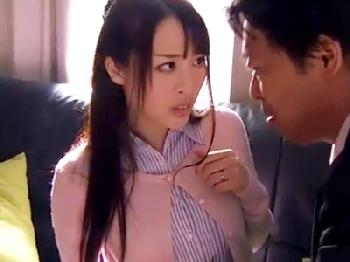 夫の浮気を揉み消すために…巨乳若妻が種付け性交で贖罪