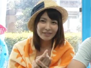 マッサージと騙され寝取られた水着娘が本能の赴くがまま腰を振り不貞交尾を堪能