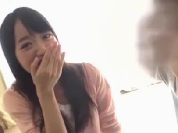 アイドル並ルックスの素人さんに勢いあまって膣内射精!!