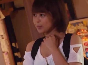 温泉でお風呂上がりのスレンダー娘が冷血男に強引に襲われ強制性的暴行