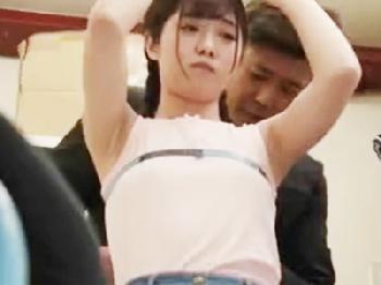 衣装の採寸中に密室で性的凌辱される美少女アイドルの様子W