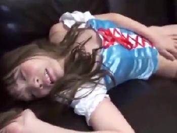 渋谷で終電を逃した博多美女をナンパ→自宅にお邪魔し性行為