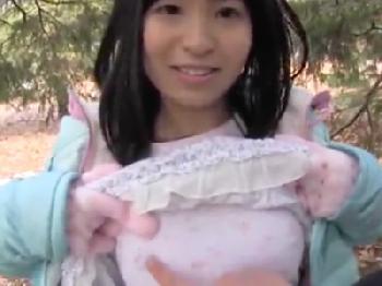 完全にアウトなベビーフェイス美少女を公園で声掛けて自宅連れ込み→強制膣内へ直射精で妊娠W