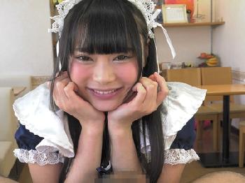 セルフイラマでペニスを吸い尽くすメイド