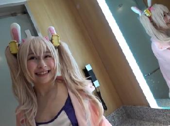 高飛車系レイヤーが男たちに囲まれて6P大乱交