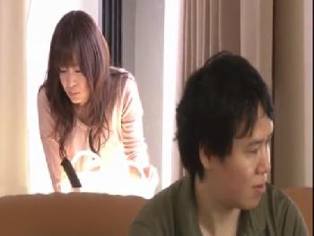 寝取らせ願望のある夫に頼まれて他人棒で快楽頂点に達する人妻