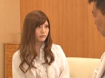 女性医師が上司に注意されて口封じの接待セックス