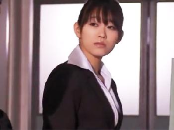 取引先の冷血男に脅され抵抗むなしく無茶苦茶に犯され泣きじゃくる女性会社員