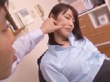 姉ちゃんが何しても起きないのでペニス突っ込んでみました